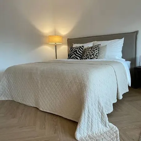 Apartamento Stilvolles Ferinen-apartment Im Herzen Von *